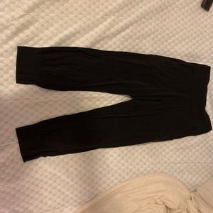 Lululemon size 4 black align jogger